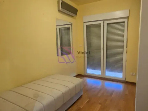 Izdavanje, dvosoban stan, 70m², City Kej, Podgorica - image 6