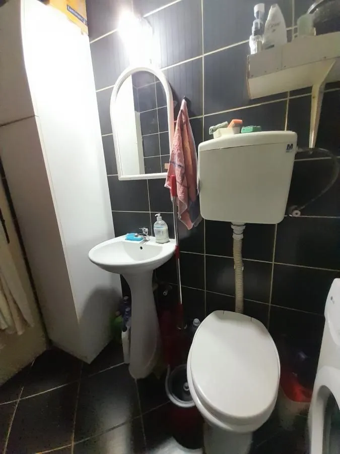 Prodaja, trosoban stan, 69m², Duvanište, Niš