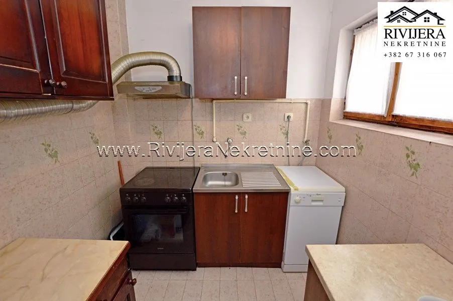 Prodaja, kuća, 240m², Igalo, Herceg Novi