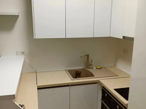 Rent, studio apartment, 34m², Centar, Bar - image 4