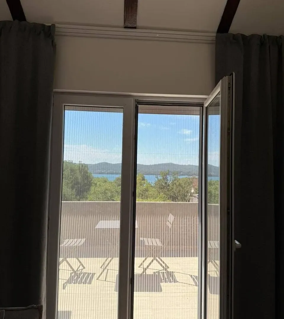 Rent, one bedroom apartment, 50m², Centar, Tivat