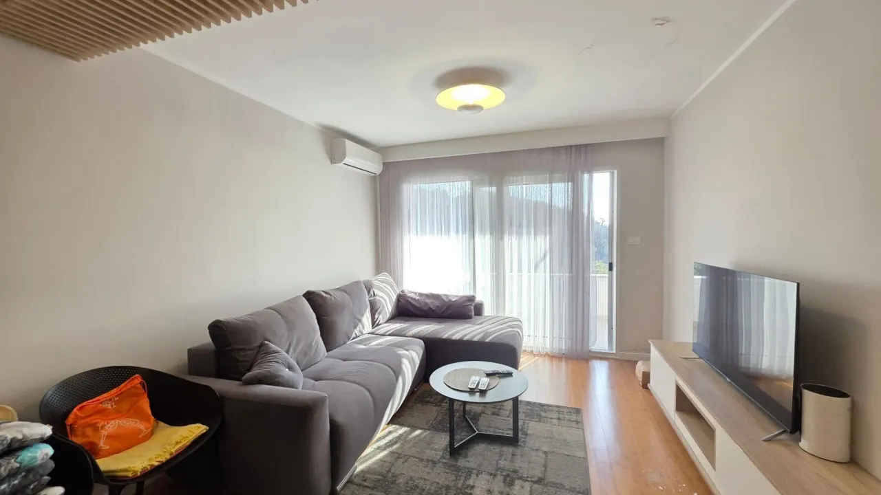 Prodaja, dvosoban stan, 68m², Pržno, Budva