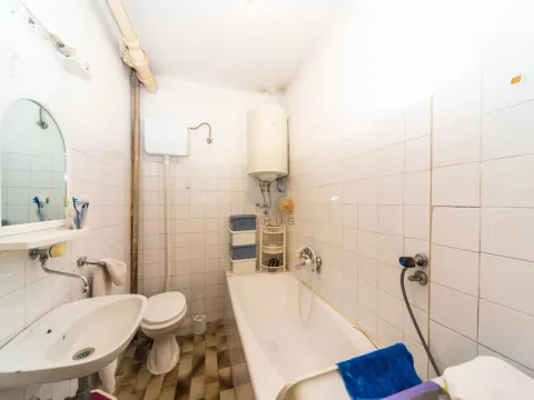 Prodaja, dvosoban stan, 79m², Pobrežje, Podgorica - image 12