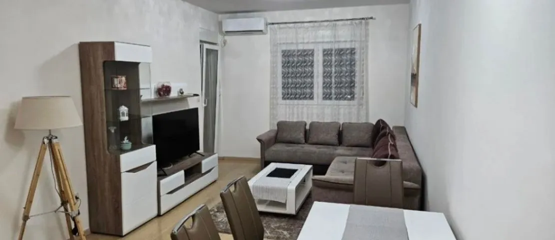 Izdavanje, jednosoban stan, 47m², City Kvart, Podgorica