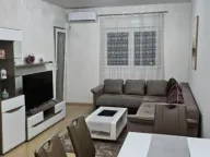 Izdavanje, jednosoban stan, 47m², City Kvart, Podgorica - image 1