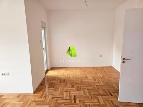 Sale, one bedroom apartment, 50m², Pantelej, Niš - image 6