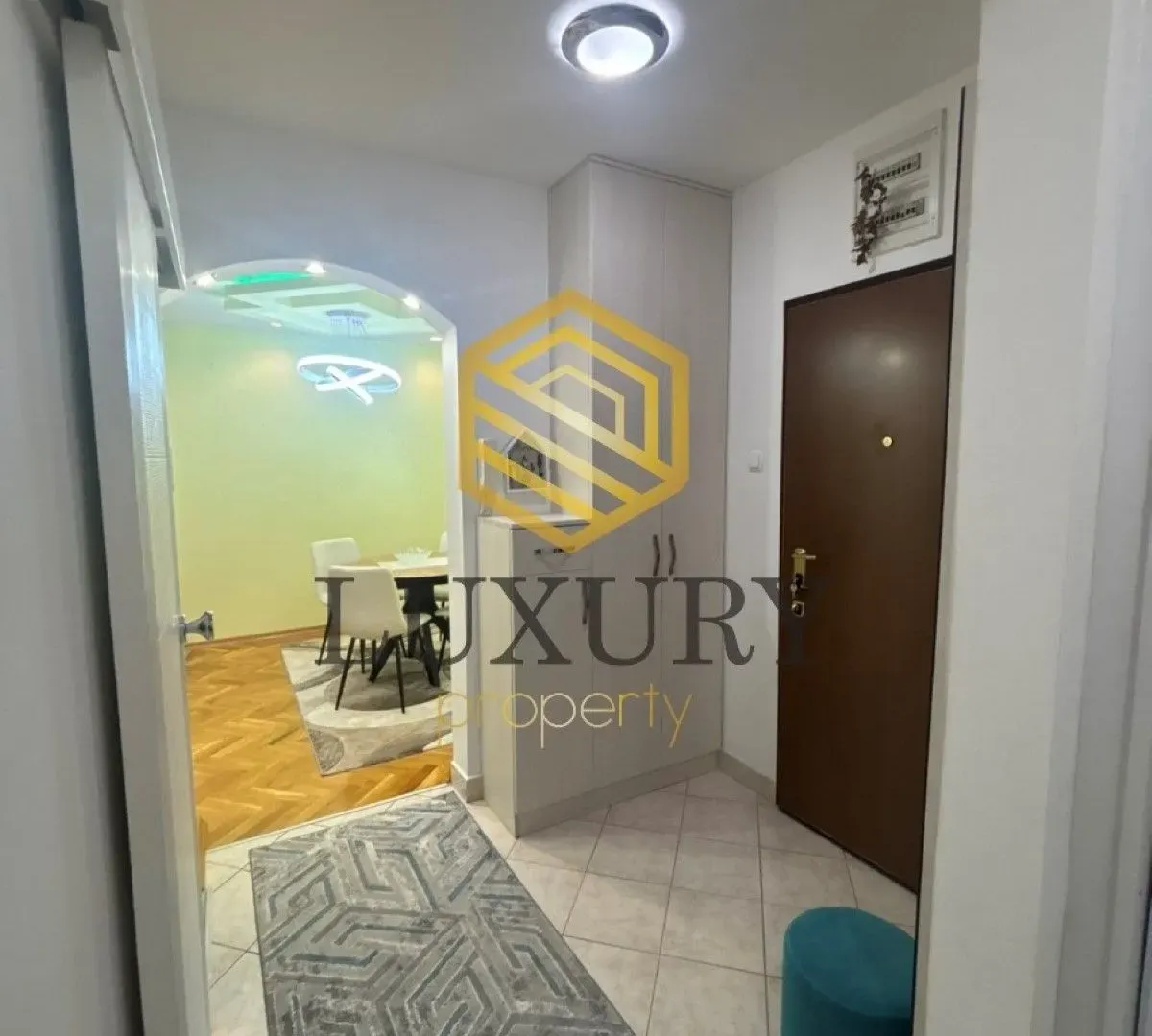 Rent, one bedroom apartment, 46m², Stari Aerodrom, Podgorica