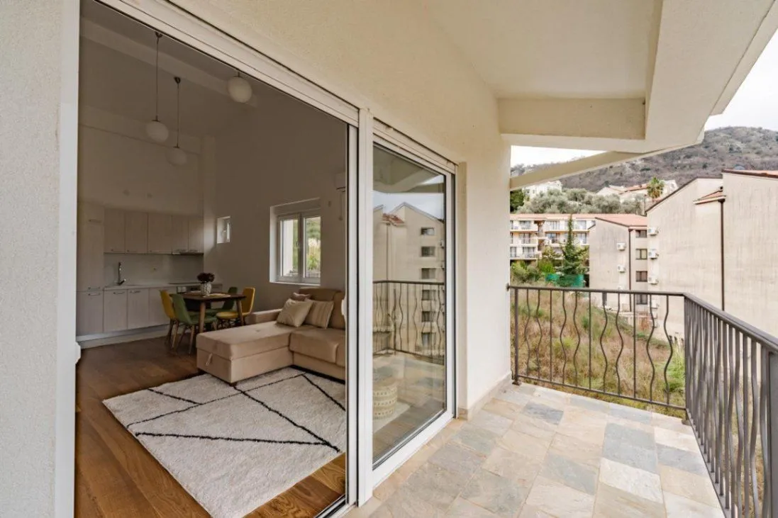 Sale, two bedroom apartment, 60m², Pržno, Budva