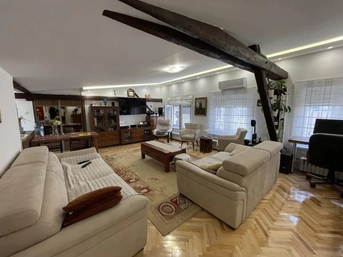 Prodaja, trosoban stan, 95m², Centar, Novi Sad