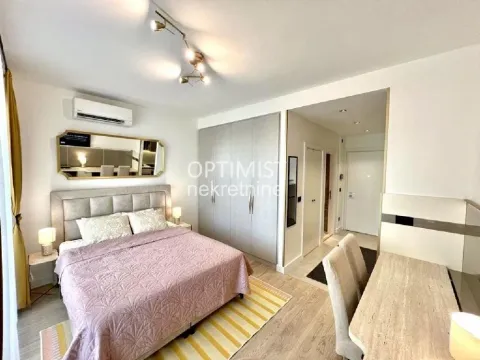 Prodaja, stan, 28m², Savski Venac, Beograd