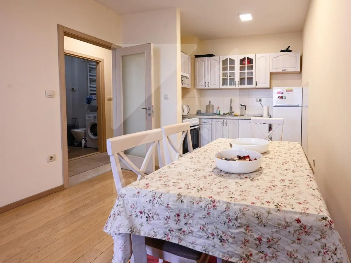 Izdavanje, jednosoban stan, 46m², City Kvart, Podgorica