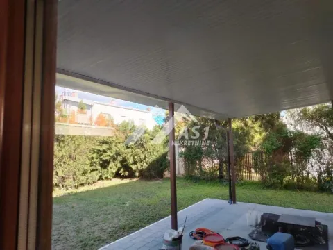 Rent, house, 268m², Avijatičarsko naselje, Novi Sad Sve Podlokacije - image 15