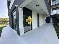 Izdavanje, dvosoban stan, 100m², Blok 9, Podgorica - image 4