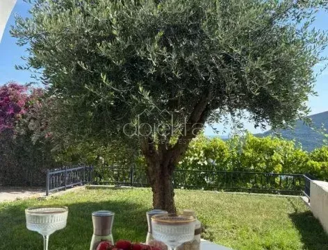 Prodaja, stan, 92m², Herceg Novi, Crna Gora - image 2