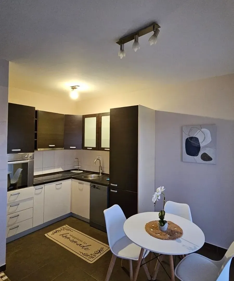 Prodaja, dvosoban stan, 85m², Zabjelo, Podgorica