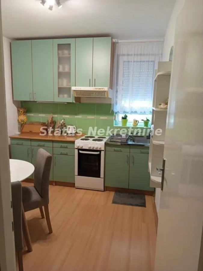 Prodaja, jednosoban stan, 32m², Beočin, Srbija