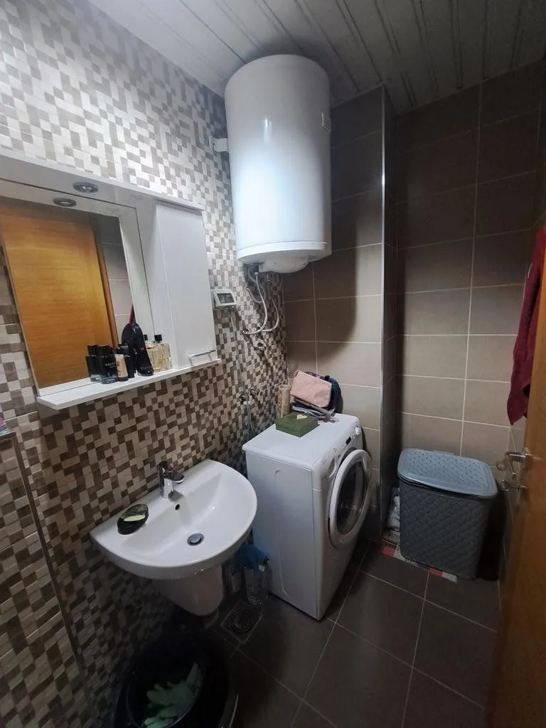 Izdavanje, dvosoban stan, 70m², City Kvart, Podgorica