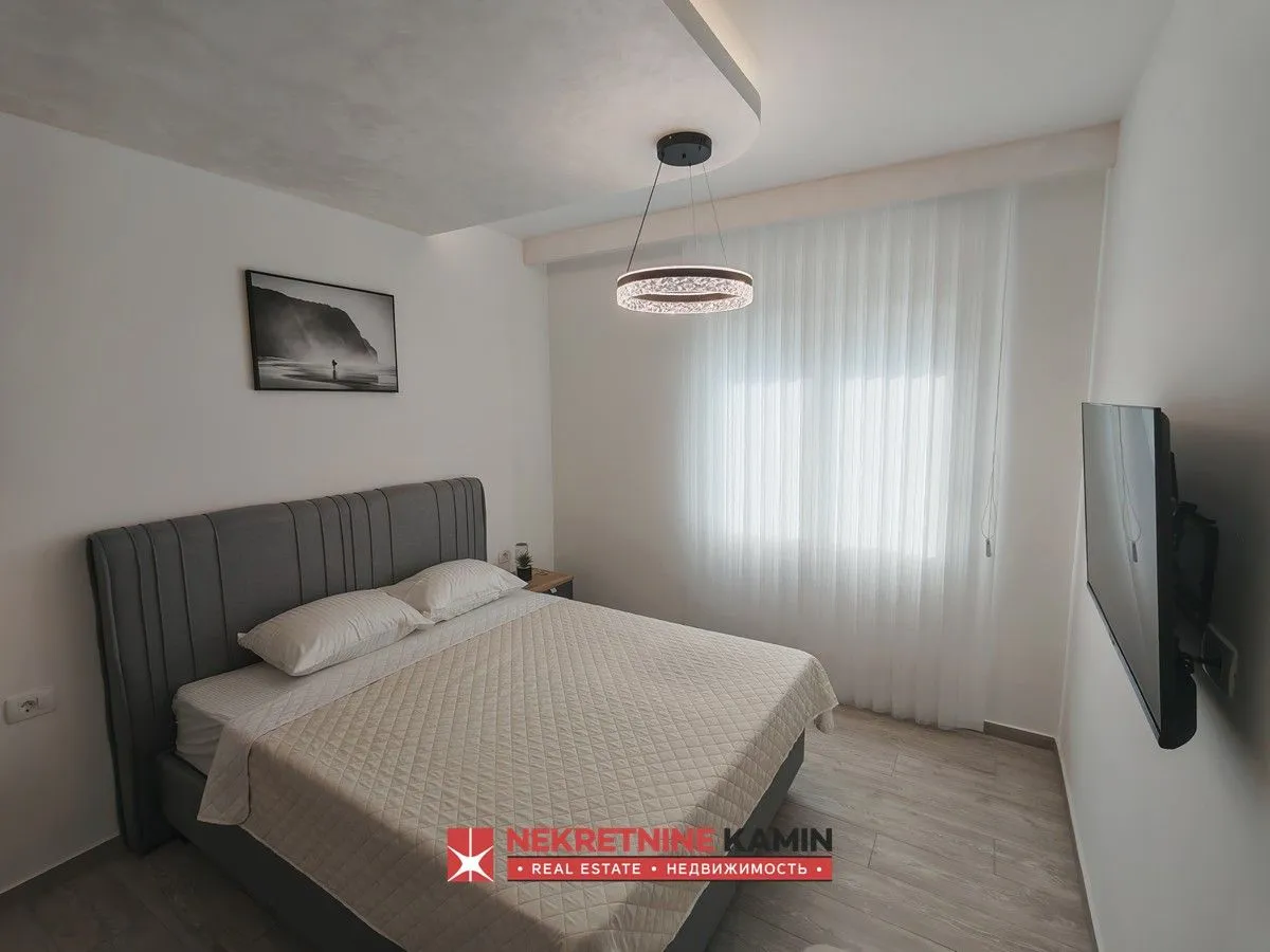 Sale, two bedroom apartment, 74m², Bečići, Budva