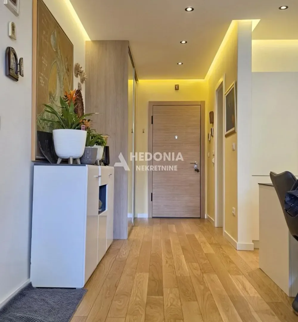 Rent, two bedroom apartment, 60m², Vračar Sve Podlokacije, Beograd