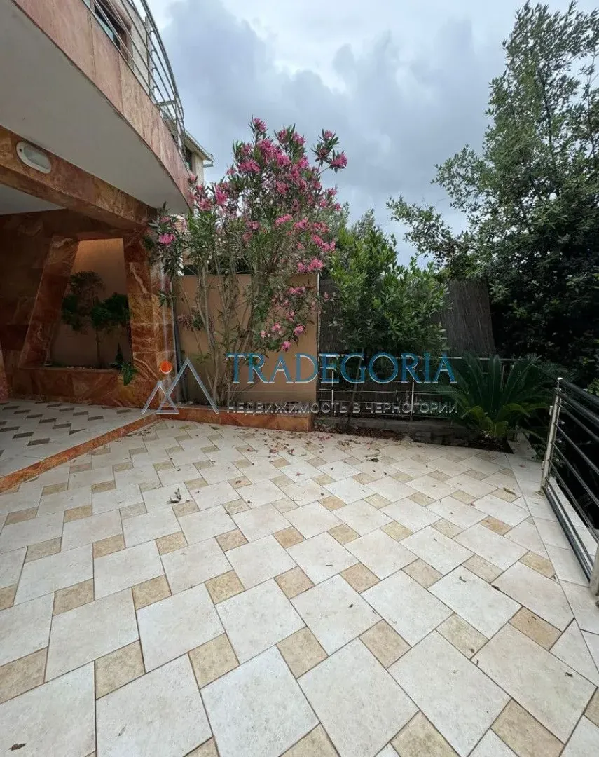 Prodaja, kuća, 282m², Utjeha, Ulcinj