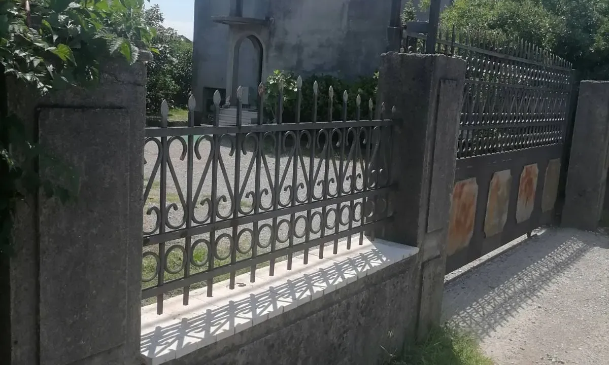 Prodaja, kuća, 330m², Podgorica, Crna Gora