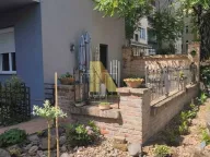 Izdavanje, trosoban stan, 55m², Centar, Novi Sad - image 23