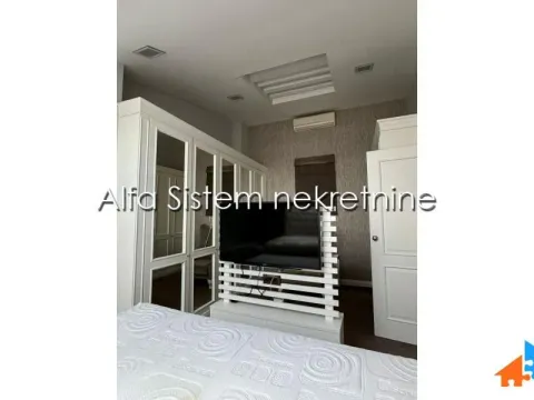 Rent, three bedroom apartment, 97m², Vračar Sve Podlokacije, Beograd - image 14