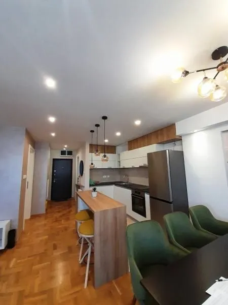 Rent, two bedroom apartment, 72m², Bulevar, Niš