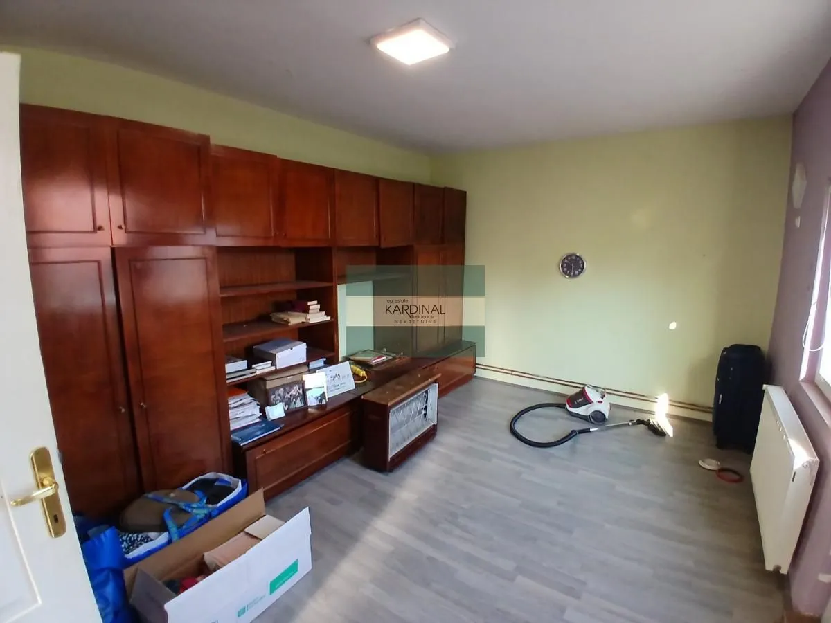 Prodaja, kuća, 240m², Jabučar, Kragujevac