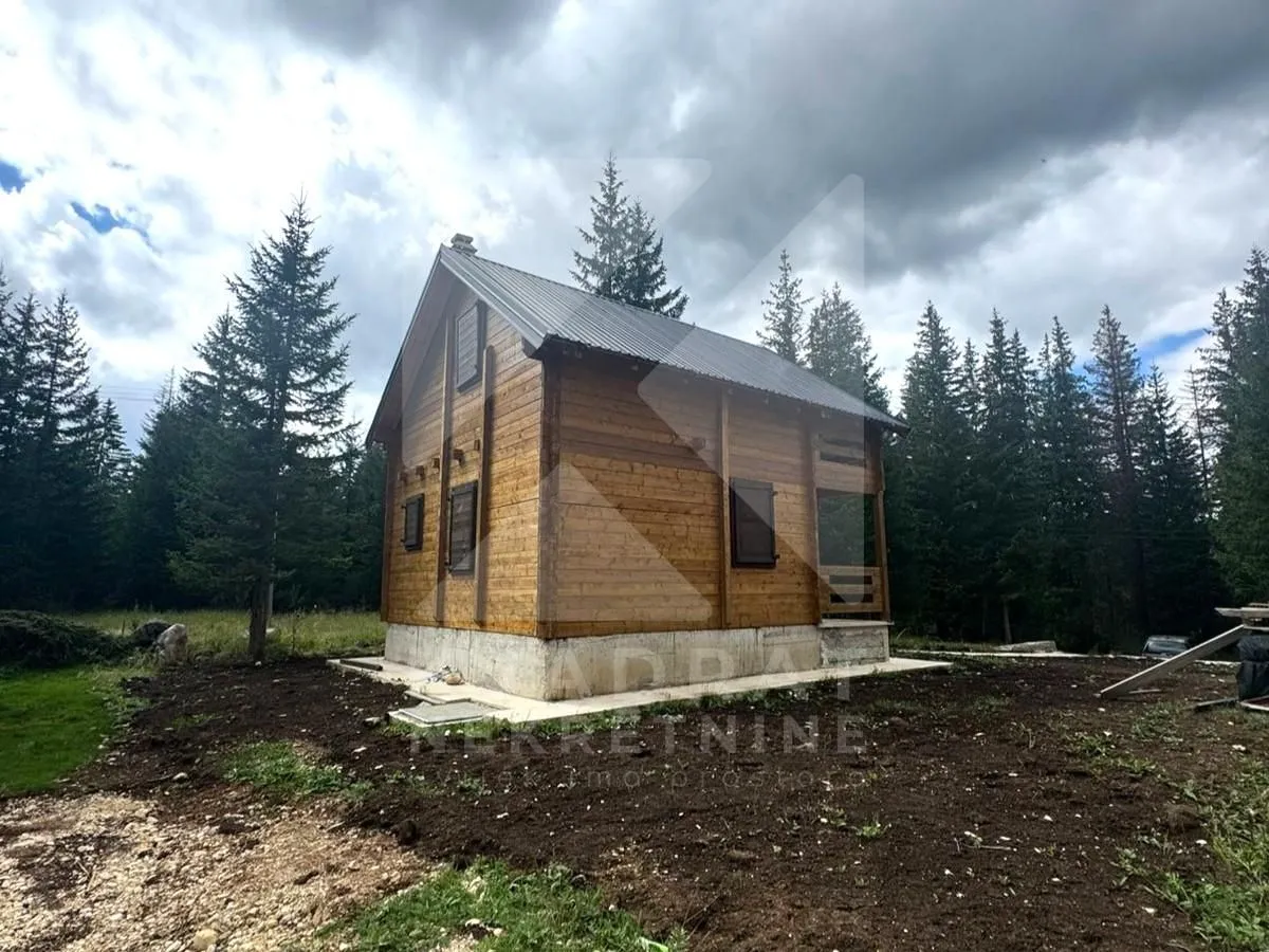 Prodaja, kuća, 96m², Uskoci, Žabljak