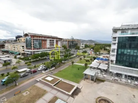 Izdavanje, trosoban stan, 117m², Preko Morače, Podgorica - image 12