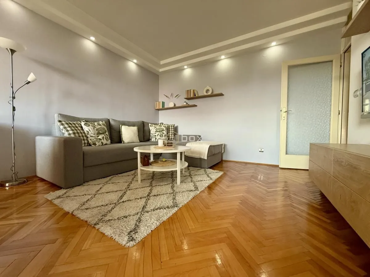 Prodaja, dvosoban stan, 63m², Crveni Krst, Niš