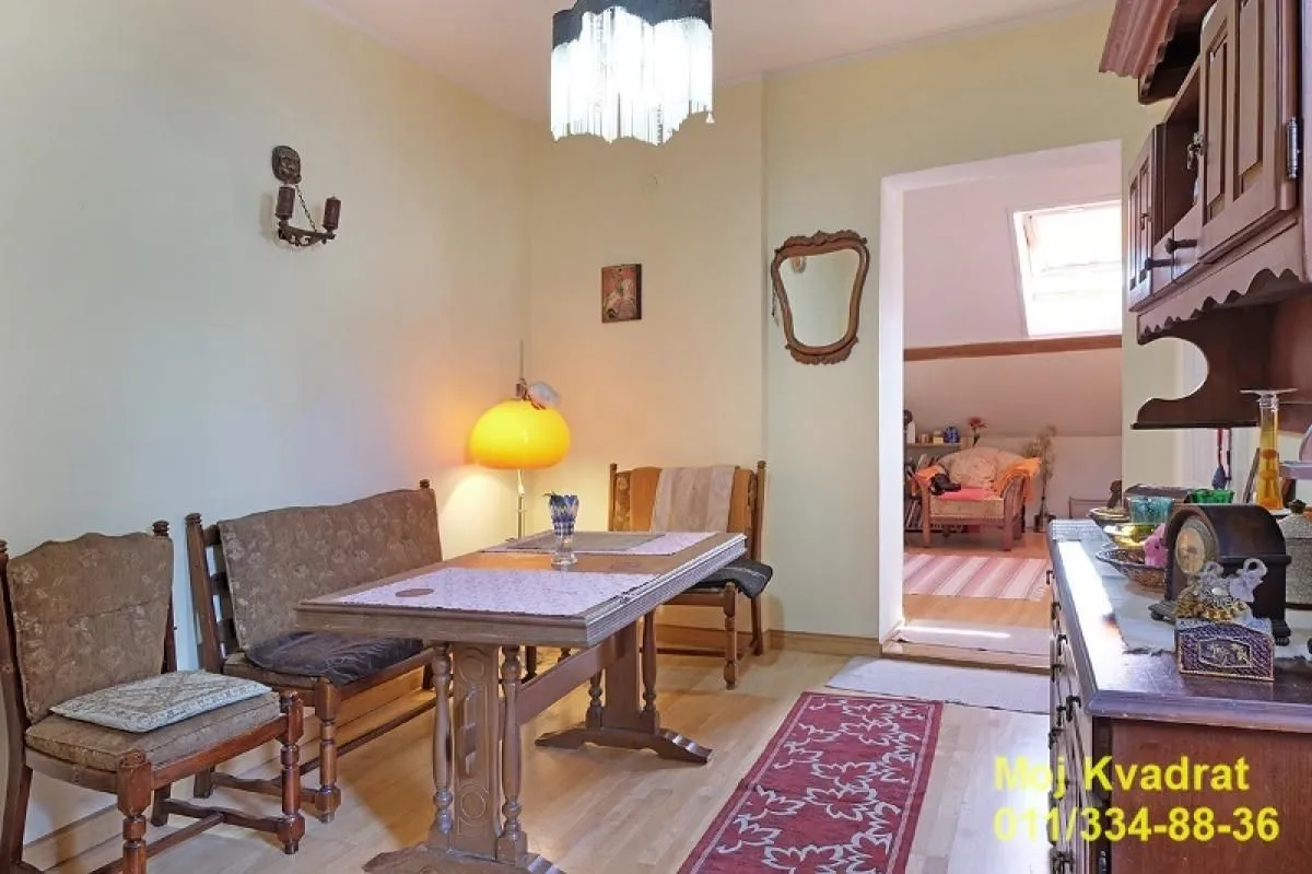 Prodaja, trosoban stan, 88m², Stari Grad, Beograd
