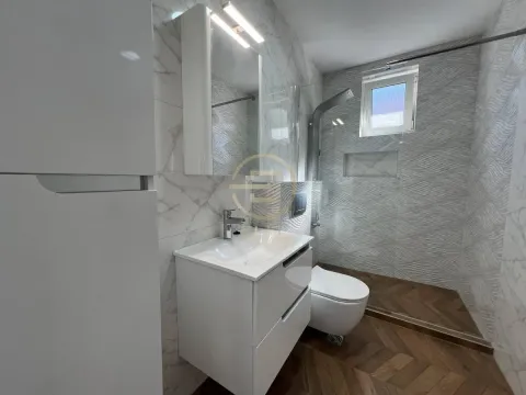 Izdavanje, poslovni prostor, 115m², Sajmište, Novi Sad - image 7