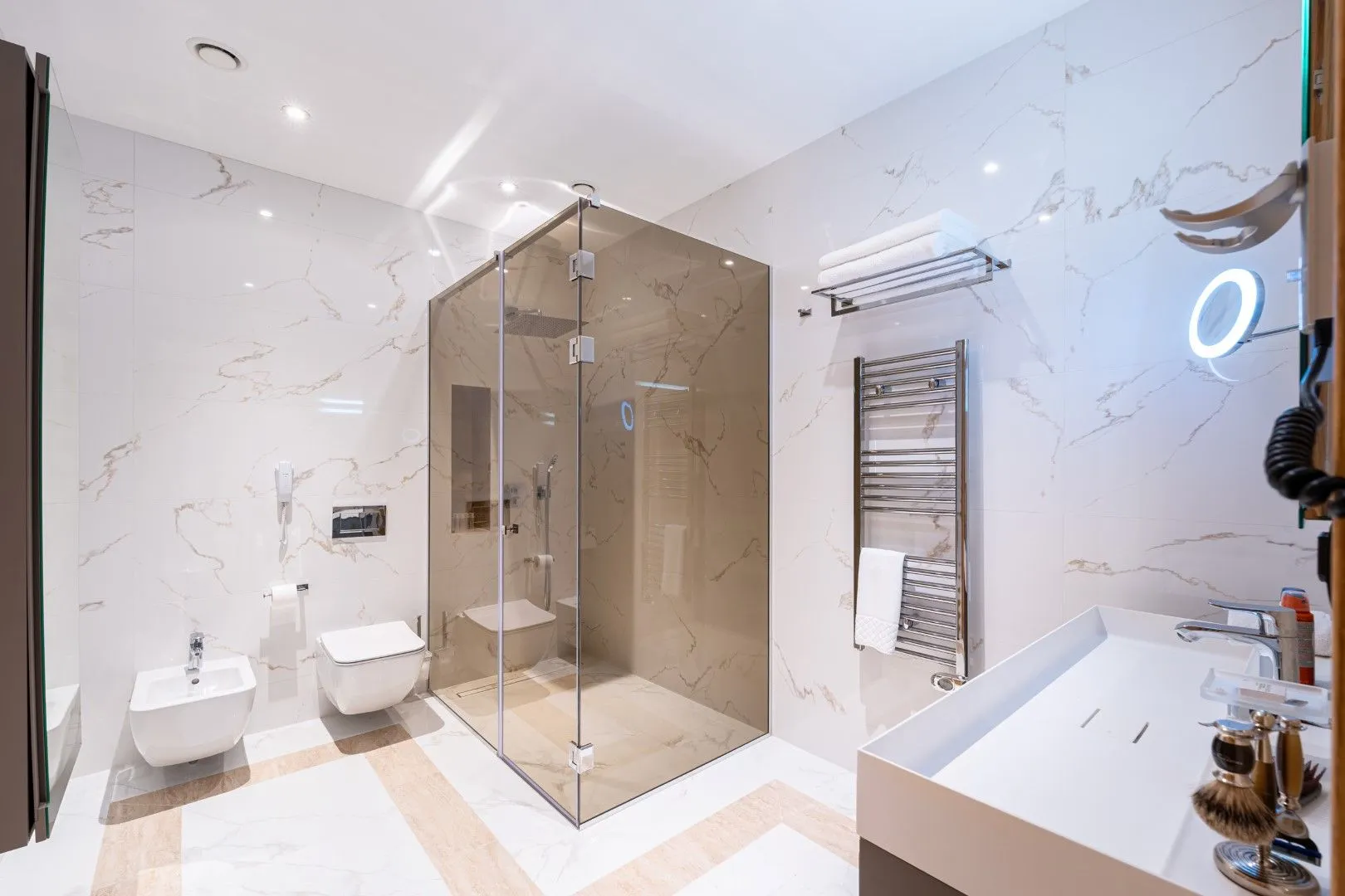 Prodaja, stan, 713m², Đuraševići, Tivat