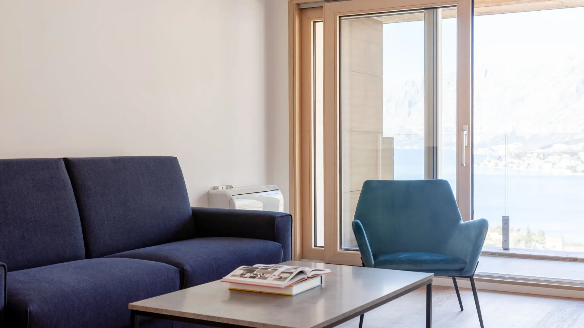 Sale, five bedroom apartment, 253m², Kotor, Crna Gora