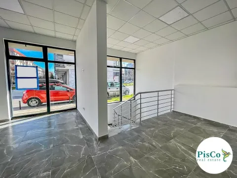 Izdavanje, poslovni prostor, 182m², Blok 9, Podgorica - image 5