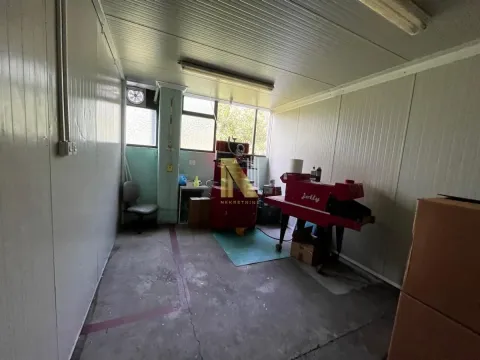 Rent, office space, 1731m², Bački Petrovac, Novi Sad - image 9