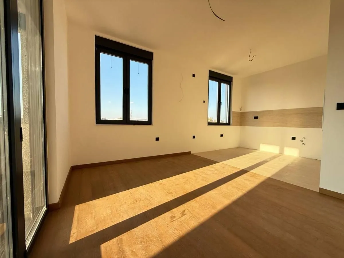 Prodaja, stan, 135m², Bulevar patrijarha Pavla, Novi Sad Sve Podlokacije