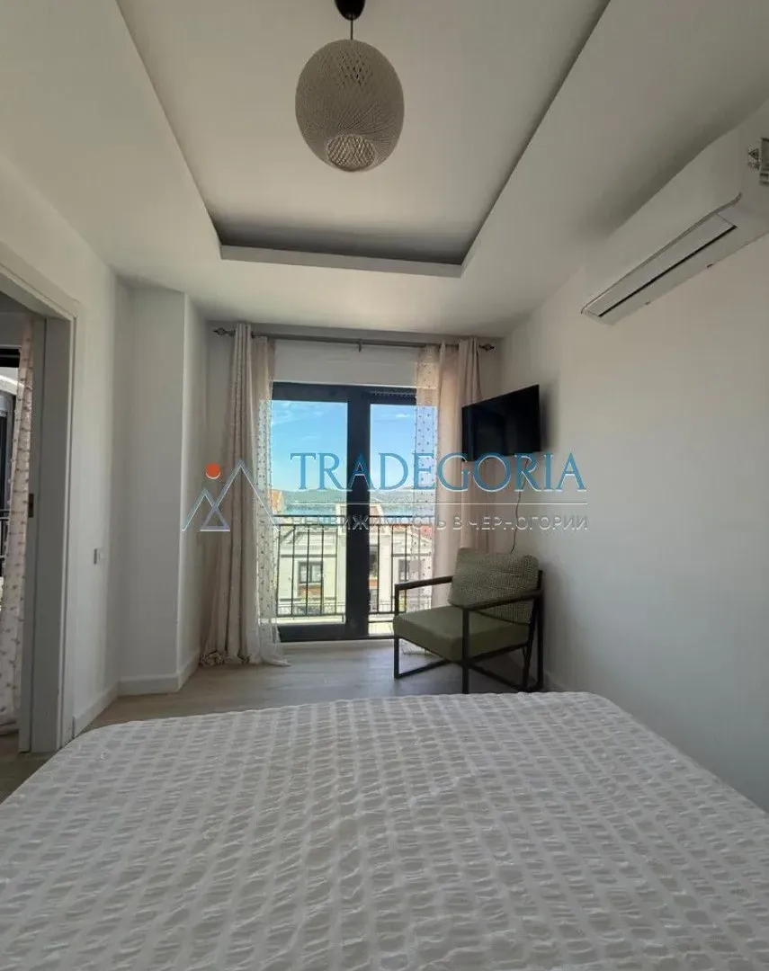 Prodaja, dvosoban stan, 70m², Tivat, Crna Gora