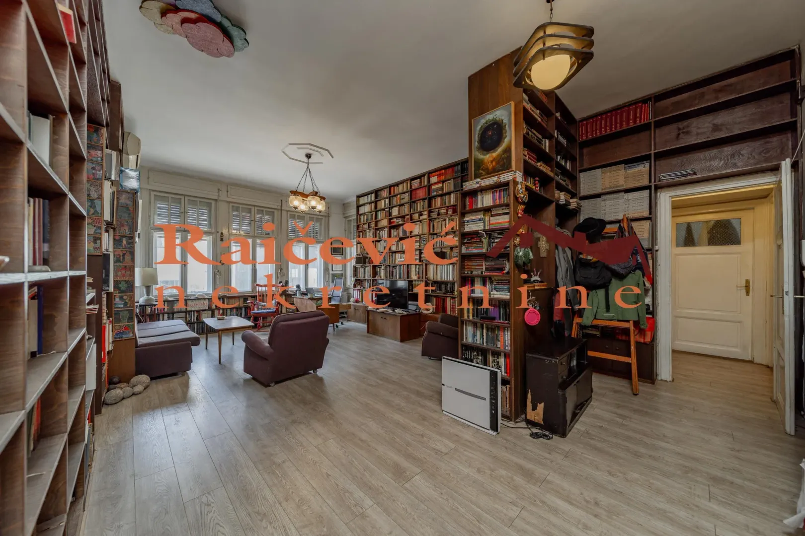 Sale, four bedroom apartment, 139m², Stari Grad, Beograd