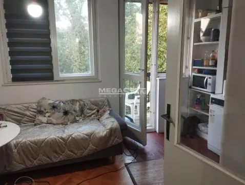 Sale, one bedroom apartment, 50m², Padinska Skela, Palilula Sve Podlokacije - image 1