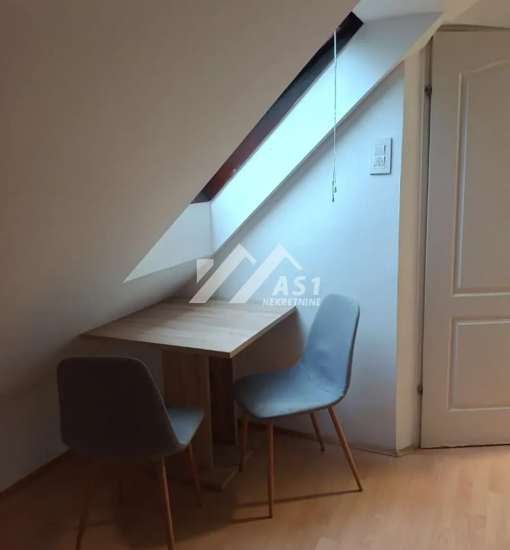 Prodaja, stan, 25m², Grbavica, Novi Sad Sve Podlokacije