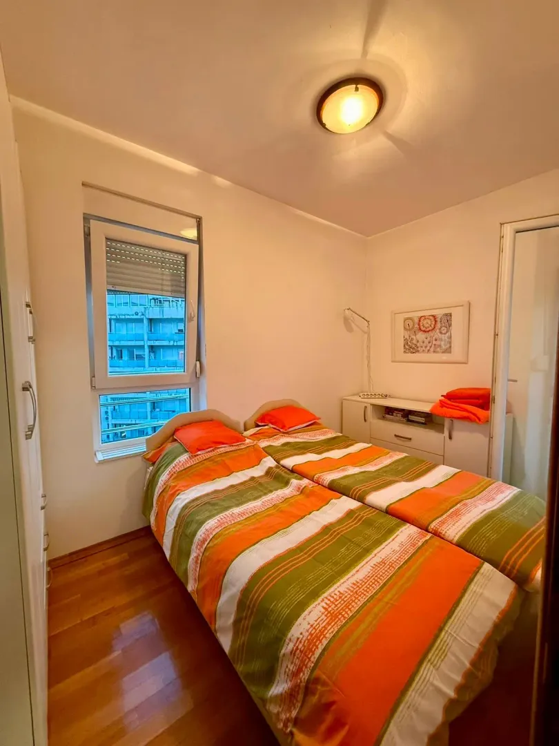 Rent, one bedroom apartment, 45m², Centar, Budva