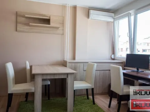 Izdavanje, garsonjera, 20m², Liman 4, Novi Sad Sve Podlokacije - image 3