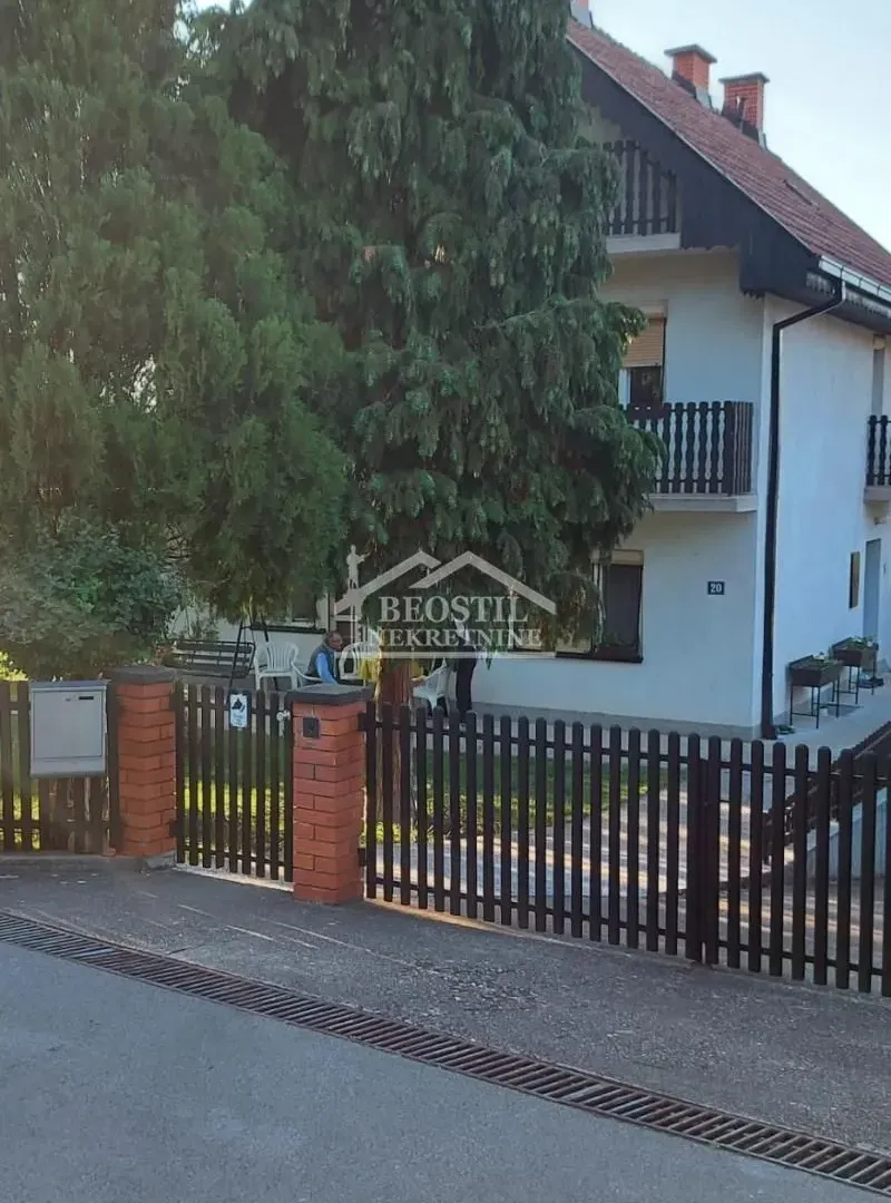 Prodaja, kuća, 412m², Jugovo, Smederevo
