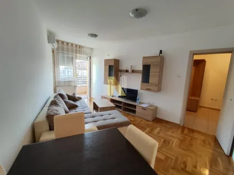 Prodaja, jednosoban stan, 43m², Bulevar Evrope, Novi Sad Sve Podlokacije
