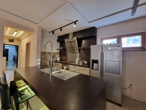 Rent, two bedroom apartment, 68m², Pržno, Budva - image 23