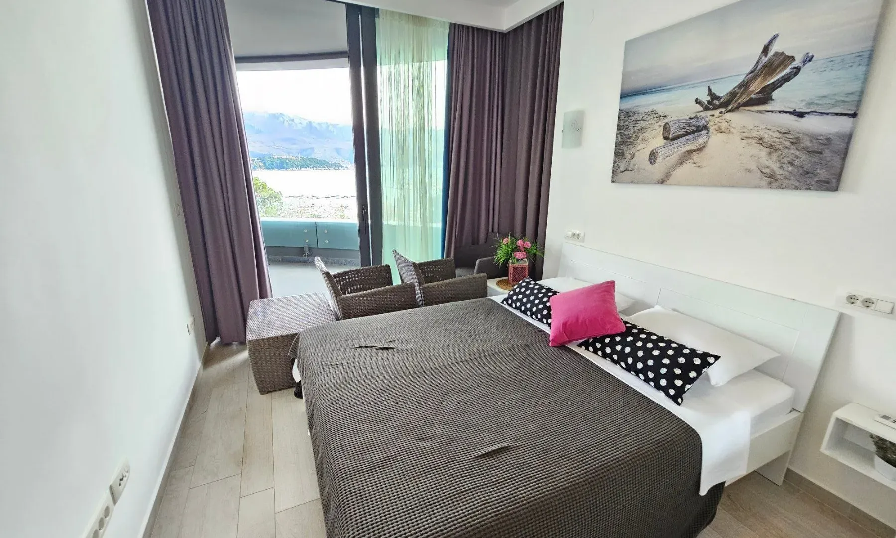 Rent, one bedroom apartment, 57m², Budva, Crna Gora