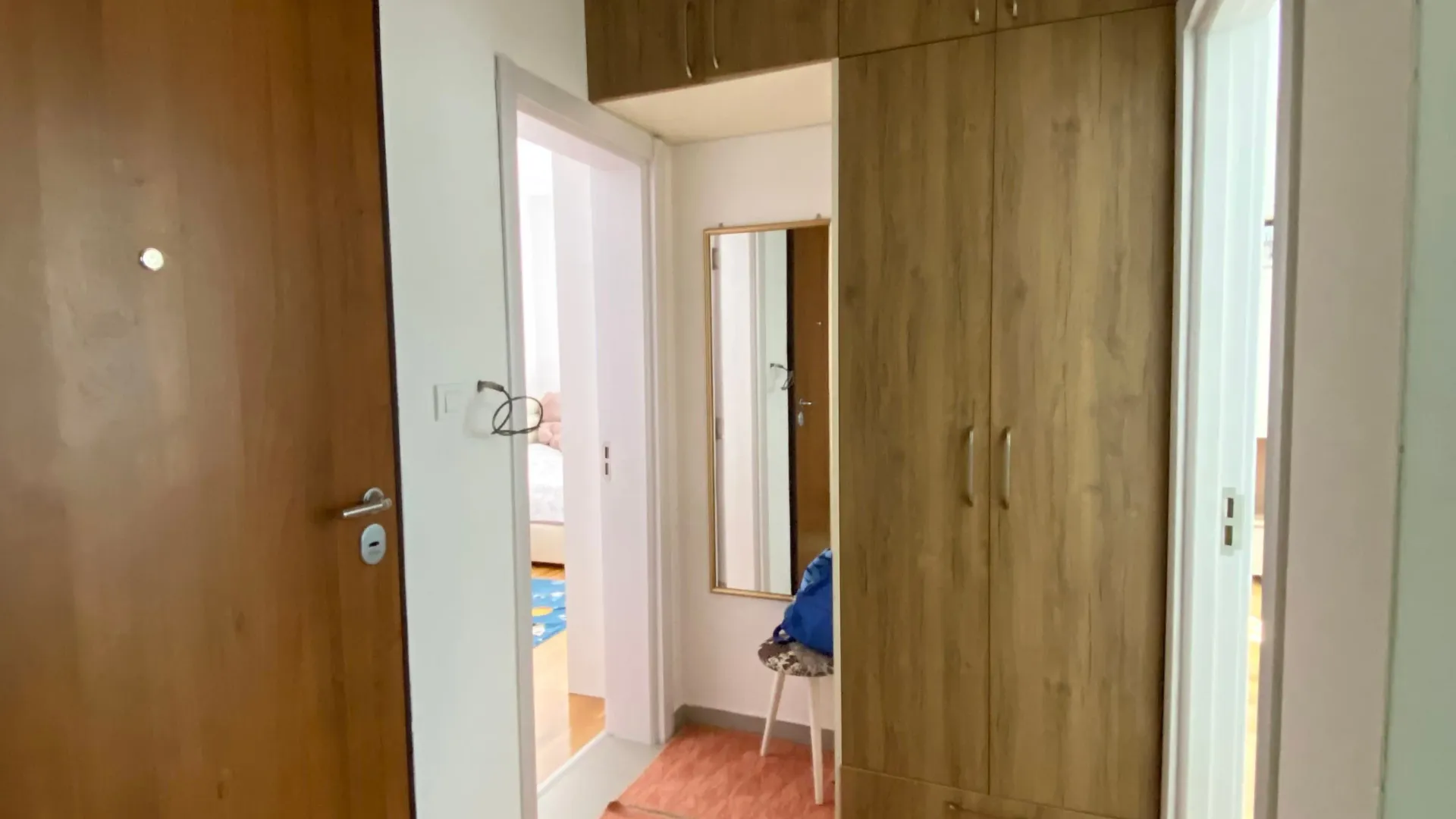 Prodaja, dvosoban stan, 61m², Blok 9, Podgorica